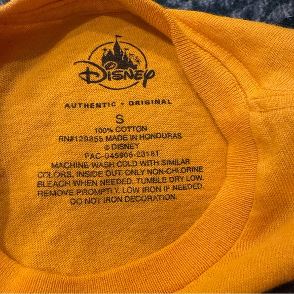 Disney yellow Pluto 'What Up Dog' T-Shirt size small - Picture 3 of 4